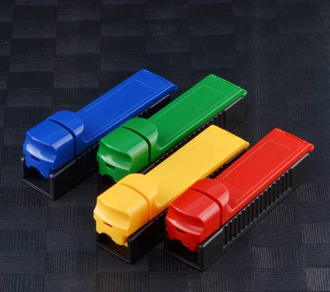 Машинка набивочная Classic 8 мм Машинка набивочная Classic 8 мм Машинка для набивки гильз формата 8 мм Компактная машинка традиционной формы. Четыре цвета.